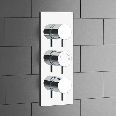 Cruze Bathrooms Cruze Shower Pack (inc. 200mm Wall Mounted Head, 4 Body Jets, Outlet Elbow + Handset) 6 Cruze Bathrooms Cruze Shower Pack (inc. 200mm Wall Mounted Head, 4 Body Jets, Outlet Elbow + Handset) - Image 4