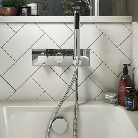 Cruze Bathrooms Cruze Round Wall Mounted Thermostatic Shower Valve With Handset + 300mm Fixed Shower Head 7 Cruze Bathrooms Cruze Round Wall Mounted Thermostatic Shower Valve With Handset + 300mm Fixed Shower Head - Image 5